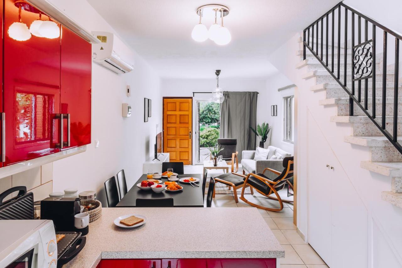 Minimal Townhouse Center Paphos Villa Exterior photo